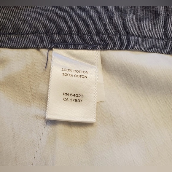 Banana Republic Mens Emerson chino fit pants are a size 36. - Picture 8 of 11